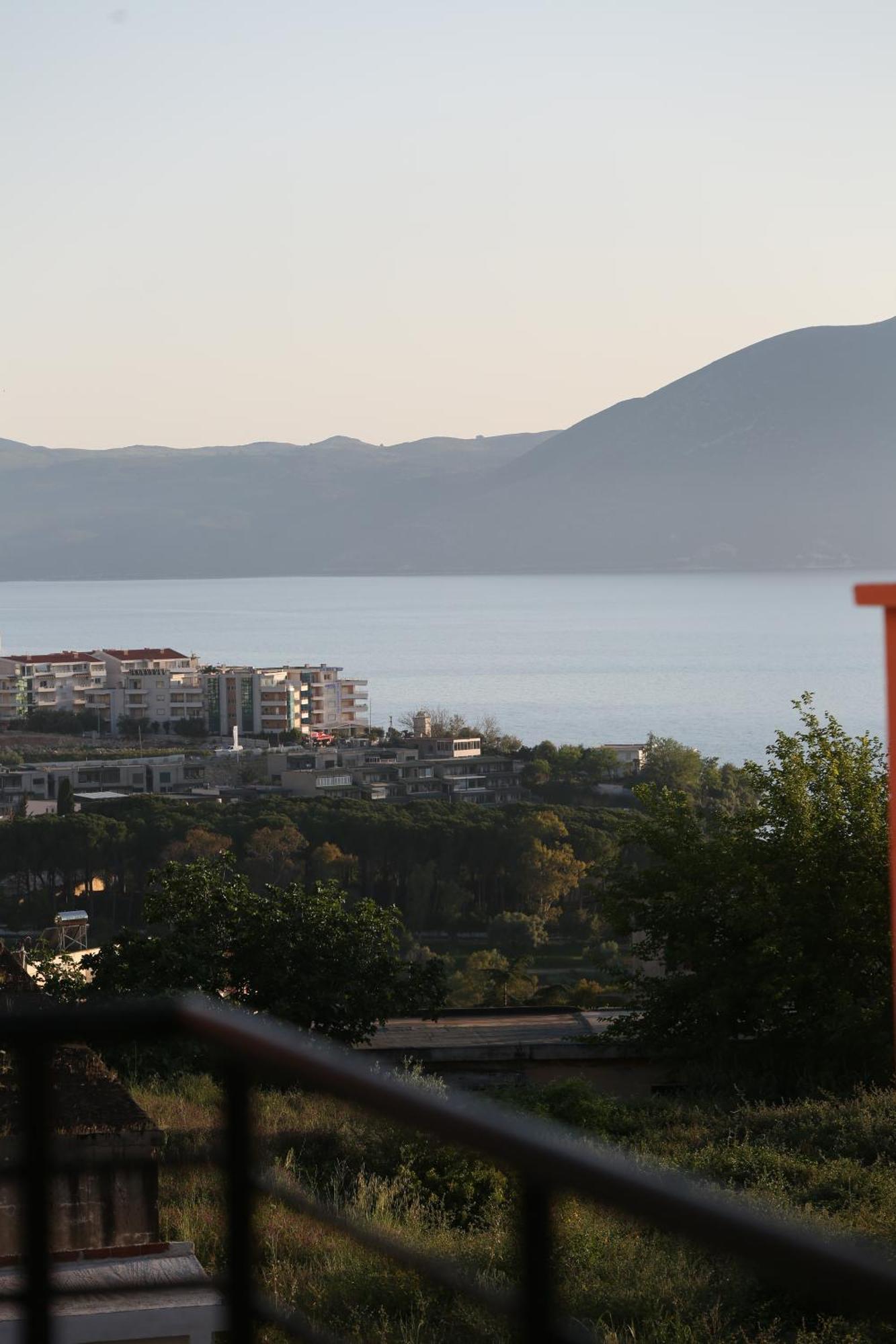 Tekb Rooms & Apartments Vlorë Exterior foto